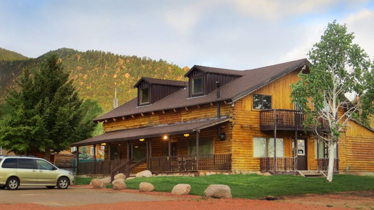 Pine Valley Cabin | Refreshing Reunions, Relaxing Retreats, Room For Everyone!