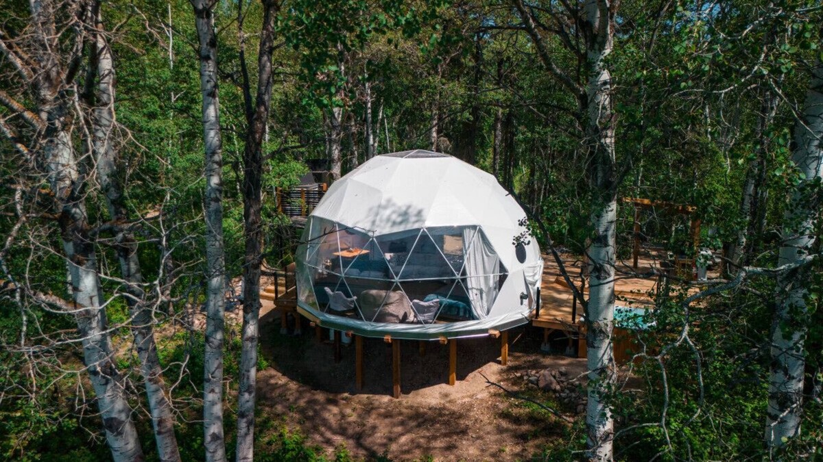 Central Alberta House | Refuge Bay Aer XL Dome - Luxury Off Grid Escape