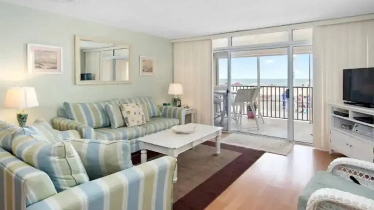 Ocean City House | ⭐️Regency 4 DIRECT Oceanfront Boardwalk Amazing Views⭐️