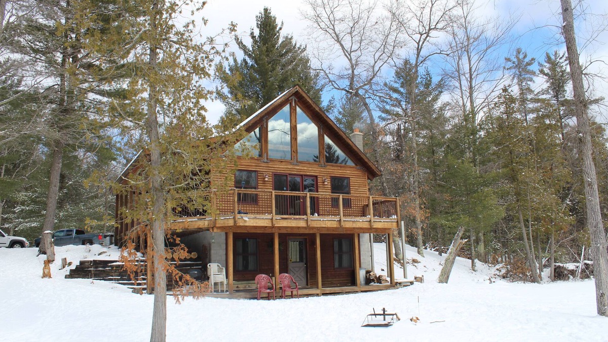 Luther Cabin | Reid's Hidden River Getaway