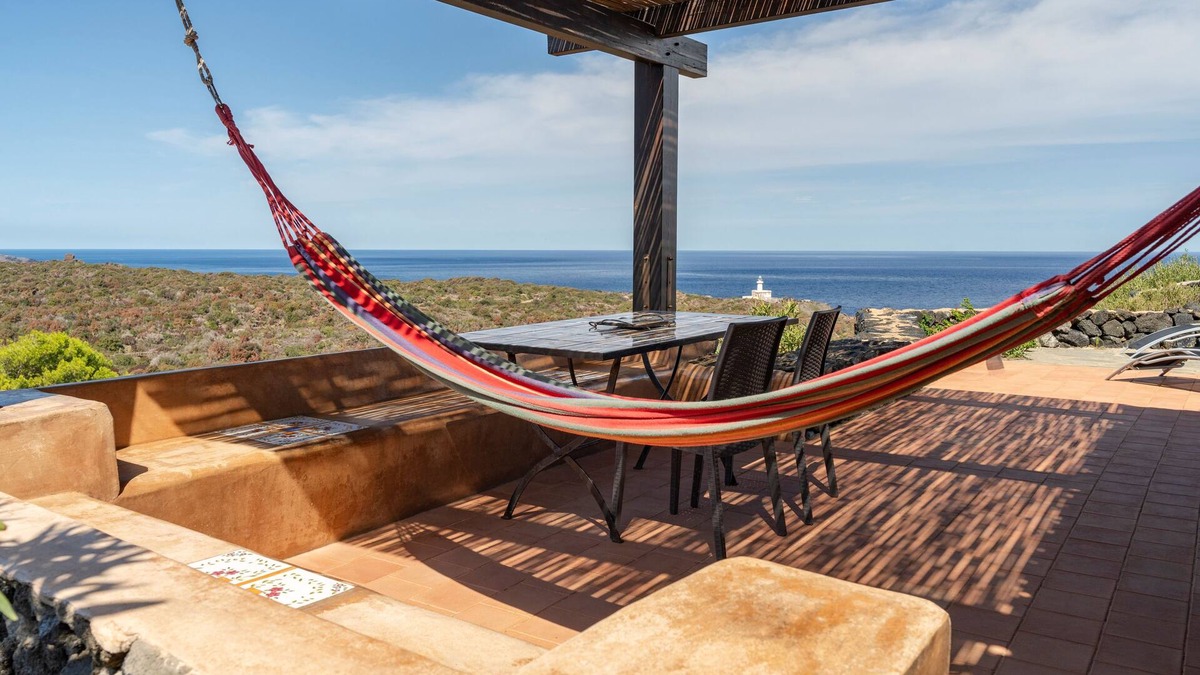 Pantelleria House | Relais La Cala Cottone - Dammuso U Ghirbeci