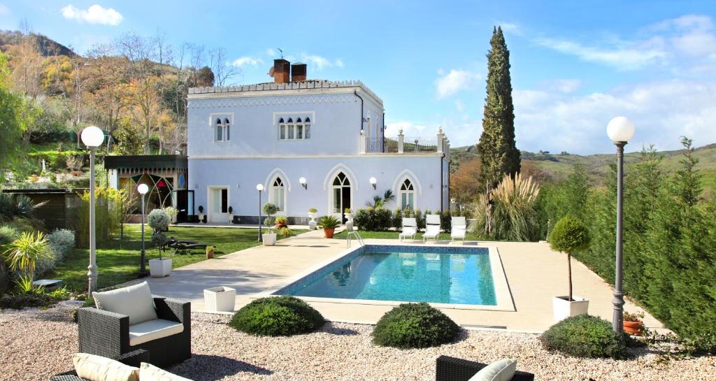 Francavilla di Sicilia Villa | Relais La Placa