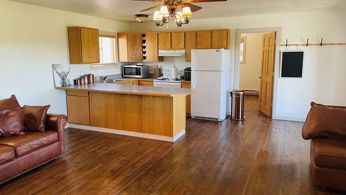 Big Timber House | RELAX 175 Cottage in Big Timber, Montana