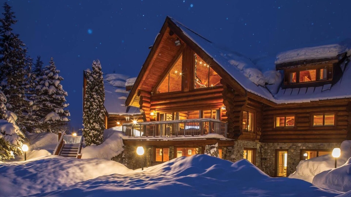 Blue River Hotel | Relax and Recharge - Luxury in the Mountains! Book your amazing summer getaway!