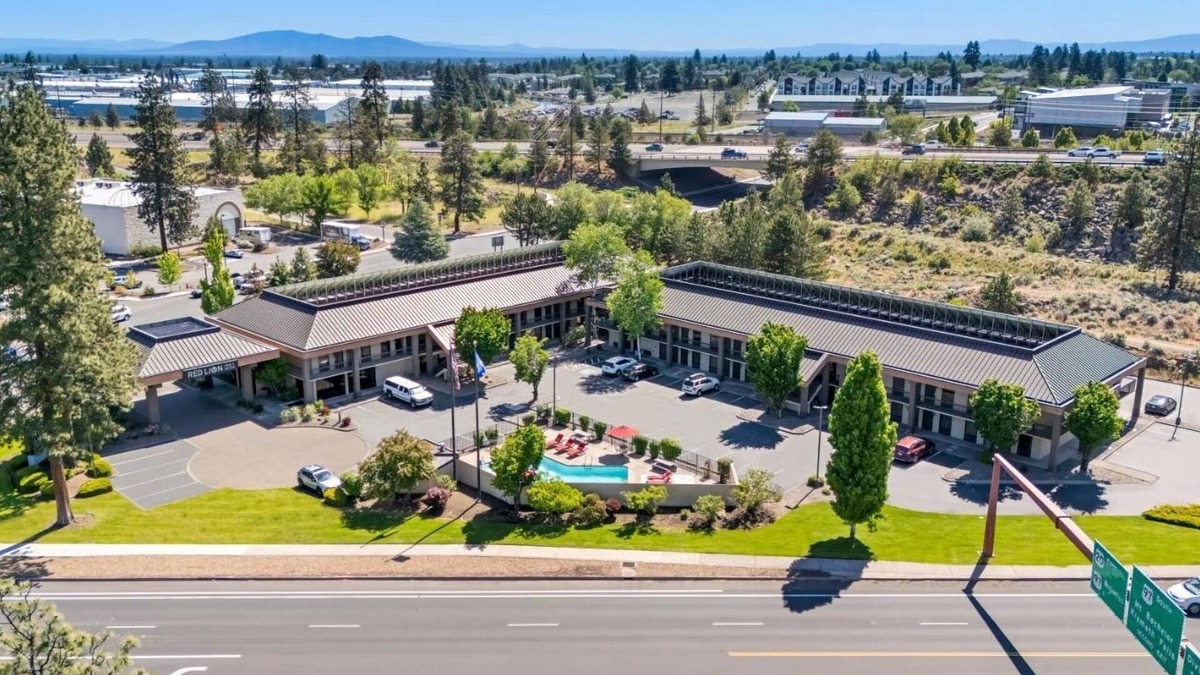 Orchard District Hotel | Relax and Unwind! 4 Convenient Units. Minutes Away to Historic Downtown!