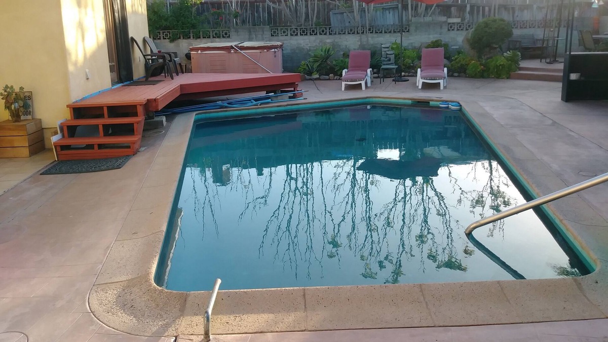 College East House | Relax at the Pool on a Budget!