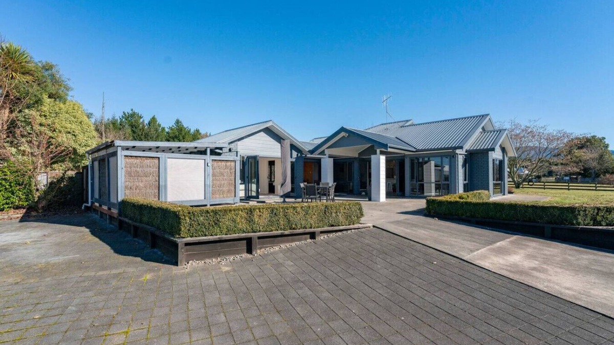 Turangi House | Relax Countryside - Wheelchair access