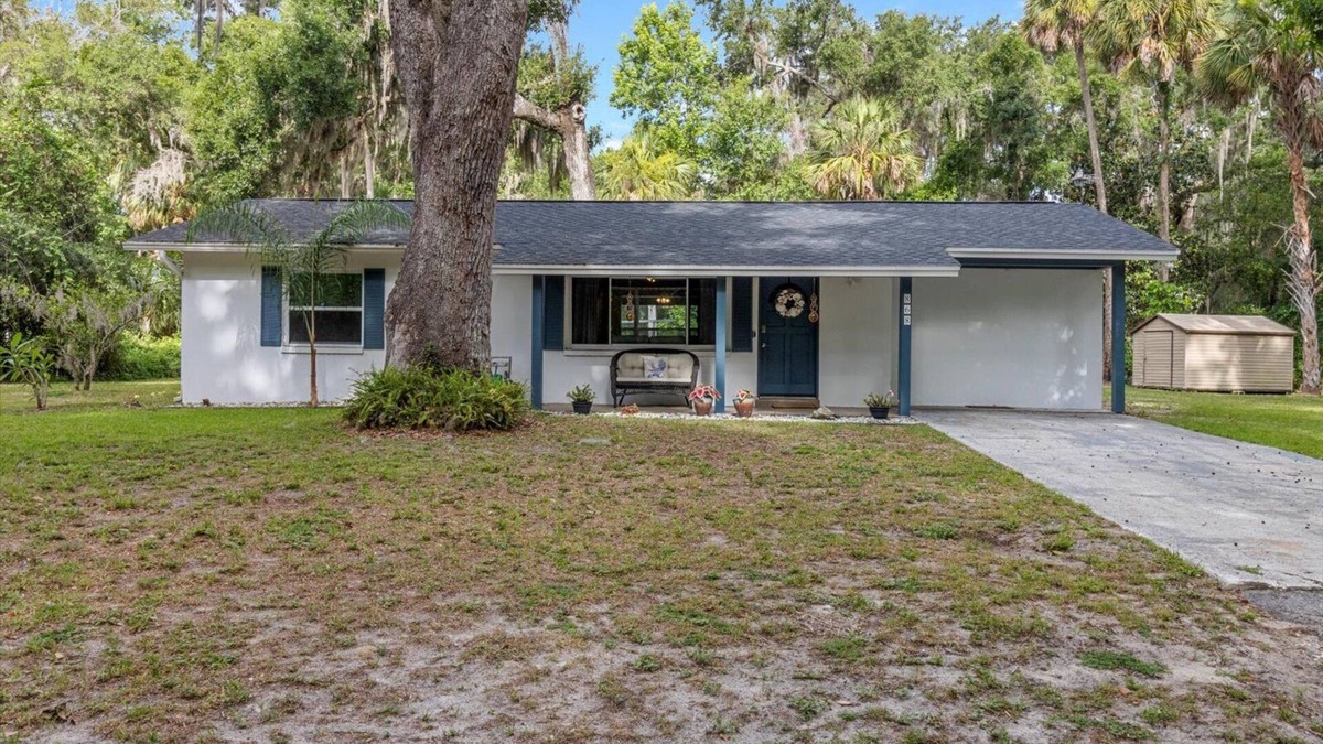 Crystal River House | Relax & Explore: 3BR Crystal River Retreat with Dock Access to Private Canal
