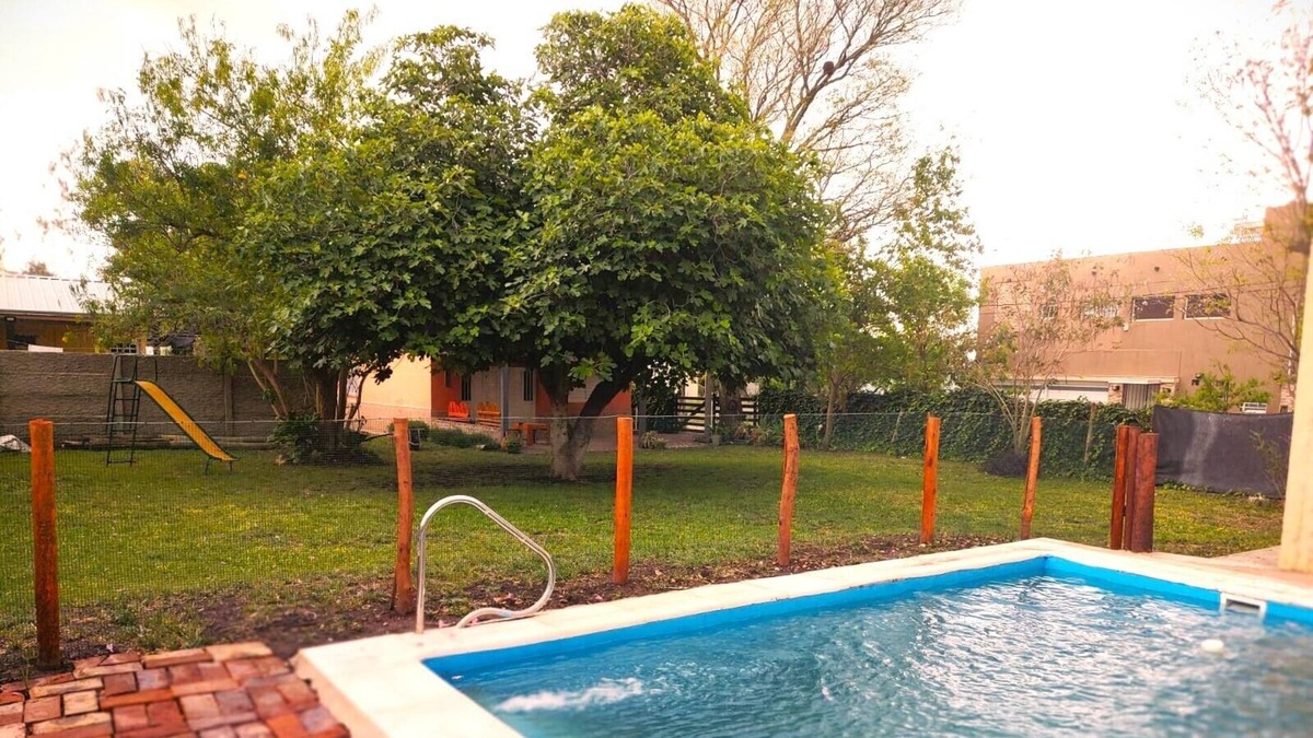 San Benito Cottage | Relax Familiar con Piscina, Asado en la Naturaleza