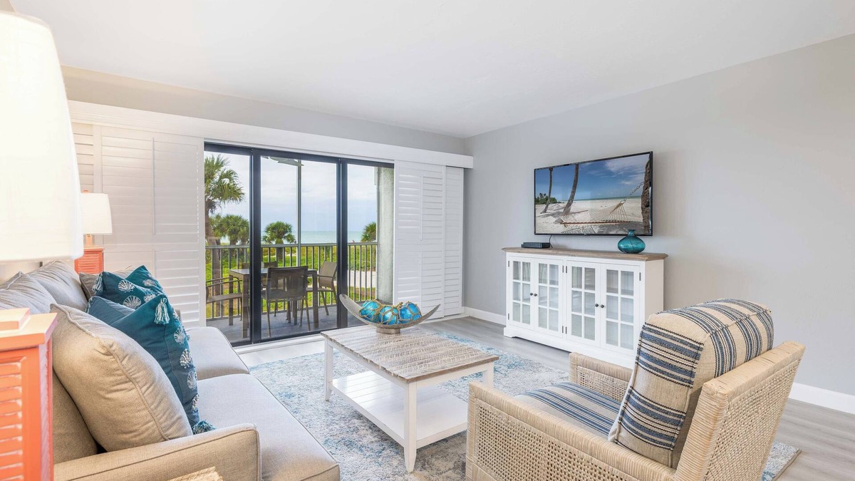 Captiva Apartment | Relax in 2 One Bedroom Villas w/Shell Island Adventures & Ocean Breezes