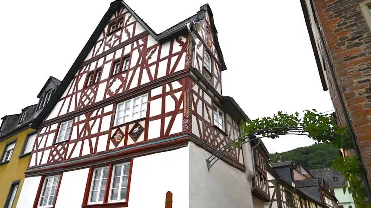 Bremm House | Relax in a historic ambience