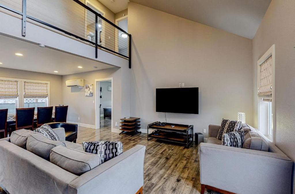Lakeside House | Relax in Lakeside