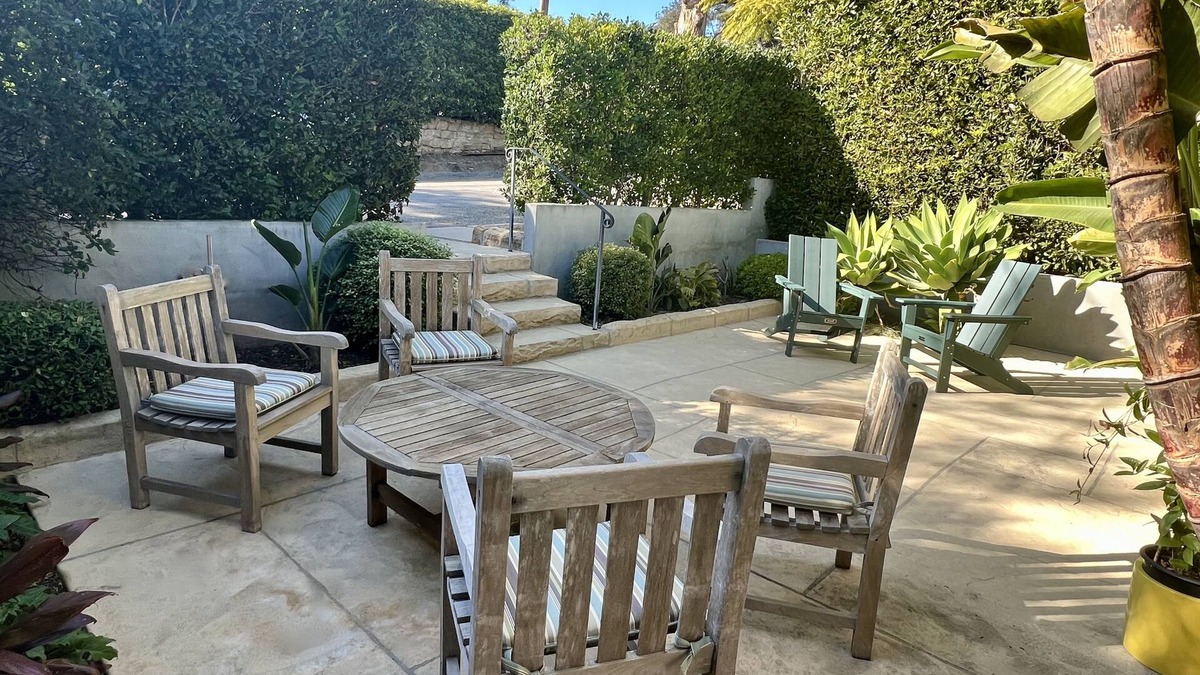 Montecito House | Relax in the heart of Montecito