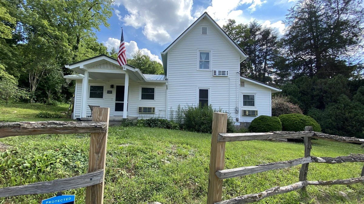 Qualla House | Relax in the Smokeys, Close to Everything