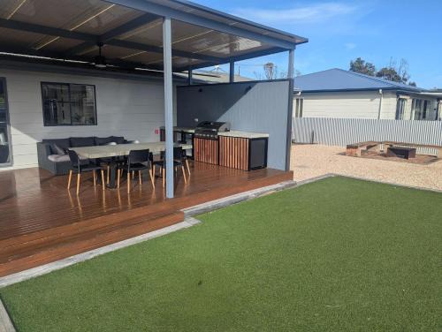 Minlacowie House | Relax on Royston