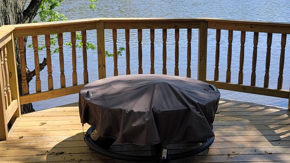 Lynn Center Cabin | Relax on the Rock River in fall, book our cozy 1-bedroom cabin!