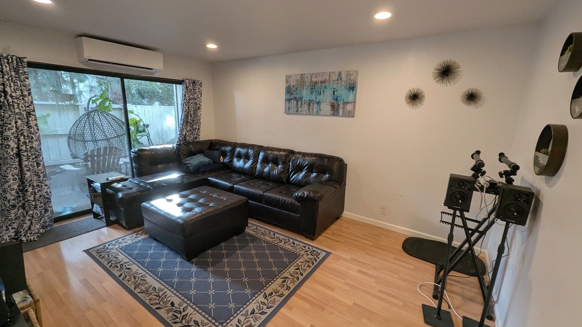 Santa Clara Condo | Relax @ private 1bed condo home near Levi's, Apple, Nvidia, SCU with workspace
