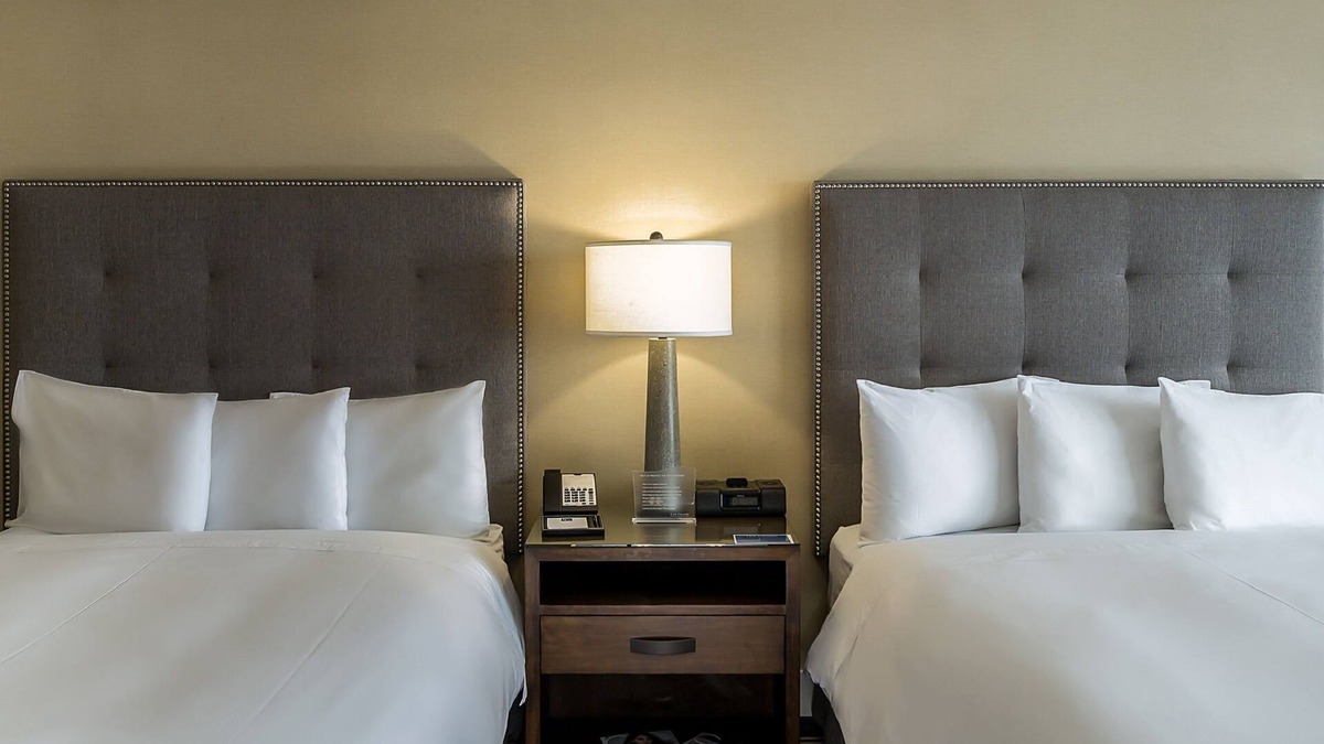 Sunnyvale West Hotel | Relax & Stay Central | The Grand Hotel El Camino Real