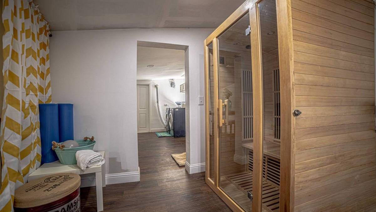 Idaho Springs House | Relax & Unwind in our Cozy Home with Private Sauna