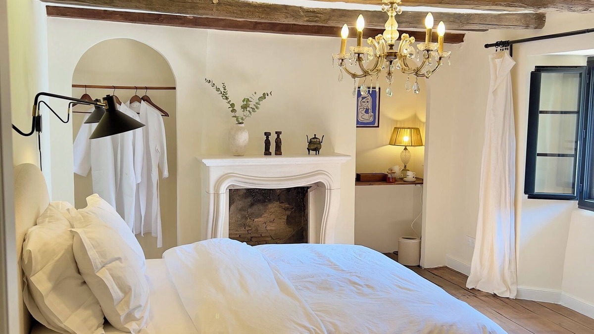 Champniers-et-Reillac House | Relax with the whole family at this peaceful house in Perigord Vert with pool.