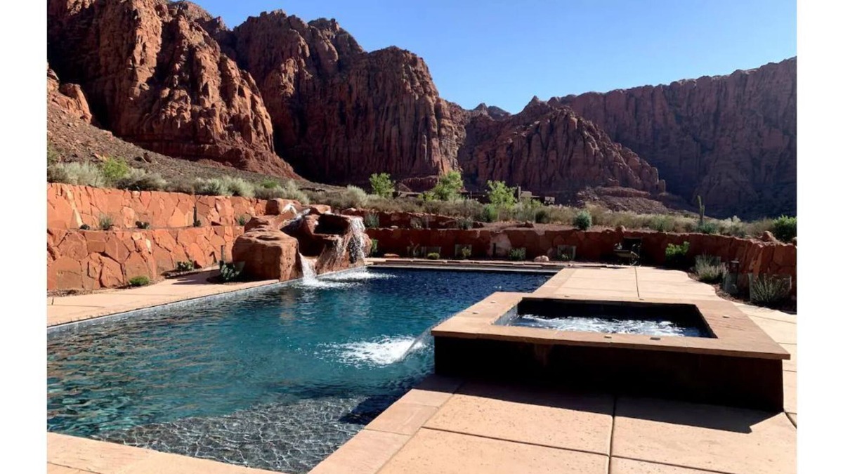 Ivins House | RELAX with your own private scenery of SNOW CANYON