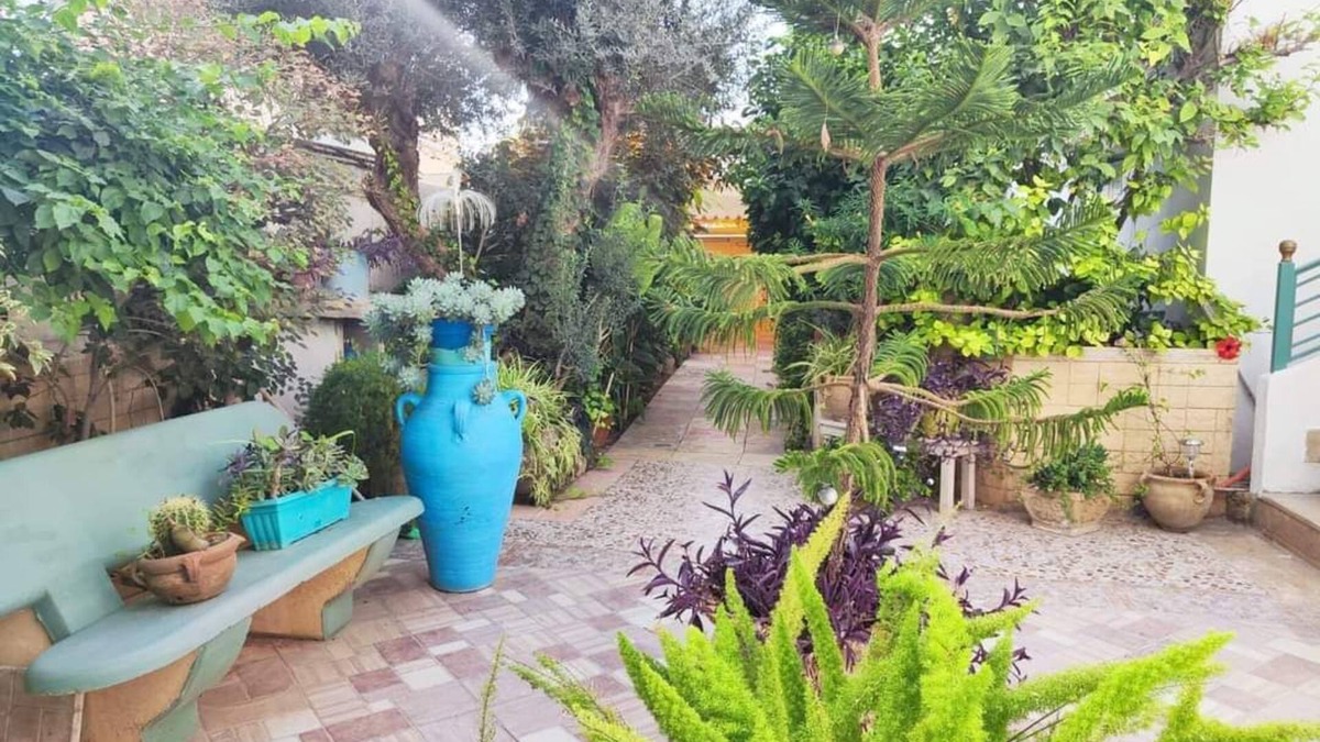 Le Kram Villa | Relaxation House in Carthage, Tunisia