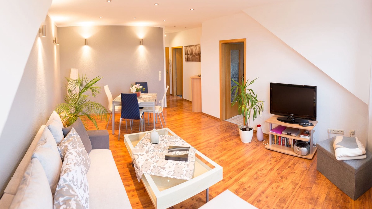 Ruedesheim am Rhein Apartment | Relaxation in the vineyards - Ferienwohnung Isinger