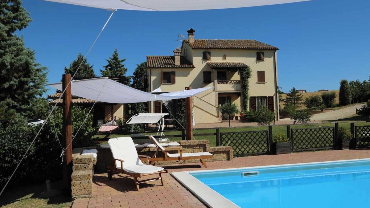 Colle San Valentino Bed & Breakfast | Relaxation in Country House with pool