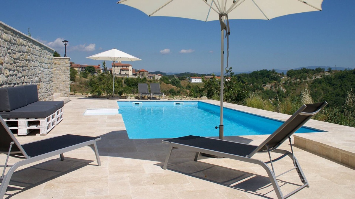 Spigno Monferrato Apartment | Relaxation away from the hustle and bustle, in beautiful scenery and by the fantastic pool