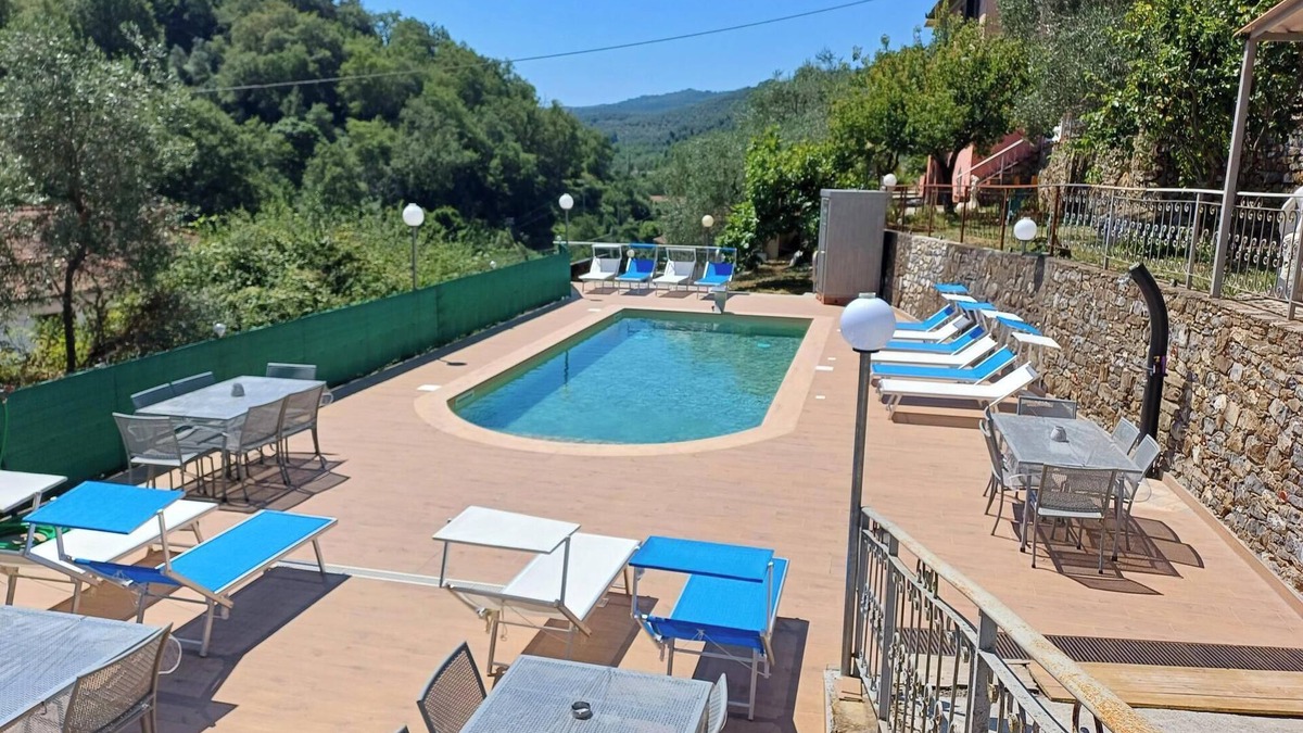 Prela Apartment | "Relaxed time-outs at Casa Viola - your little vacation paradise with pool