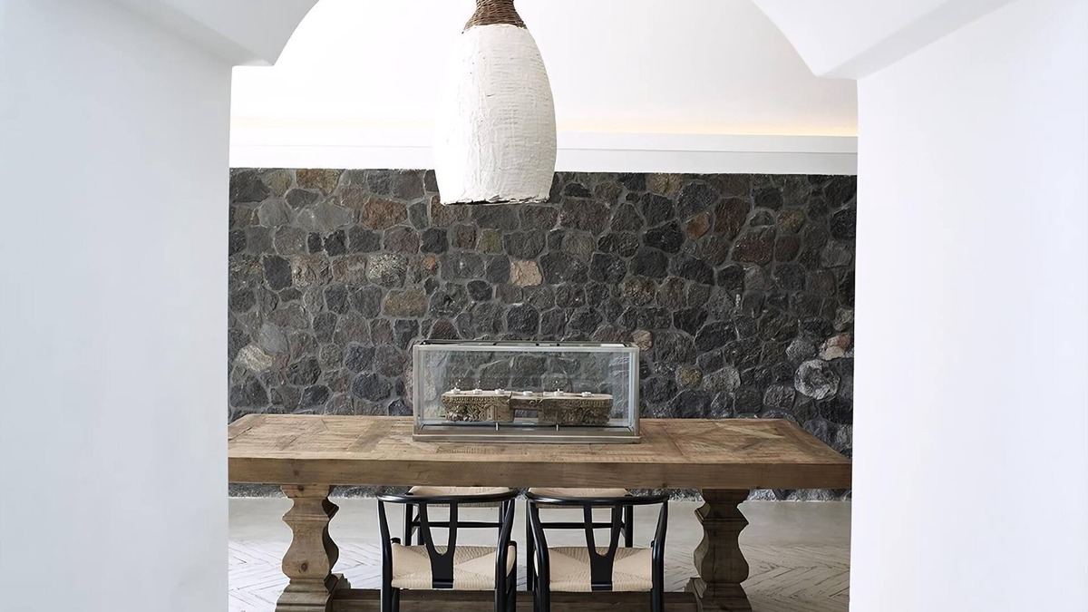 Exo Gialos Villa | Relaxing & Ambient Santorini Villa | 2 Bedrooms | Cave Stone Villa | Private.