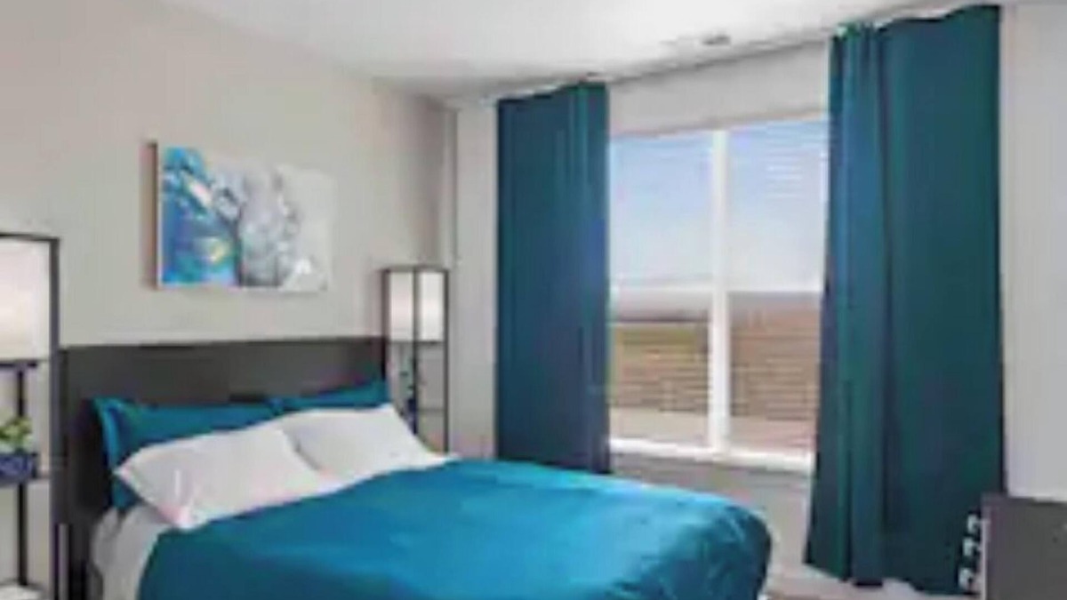 Draper Apartment | Relaxing, Clean, Great Location with Gym, Hot Tub, Yoga