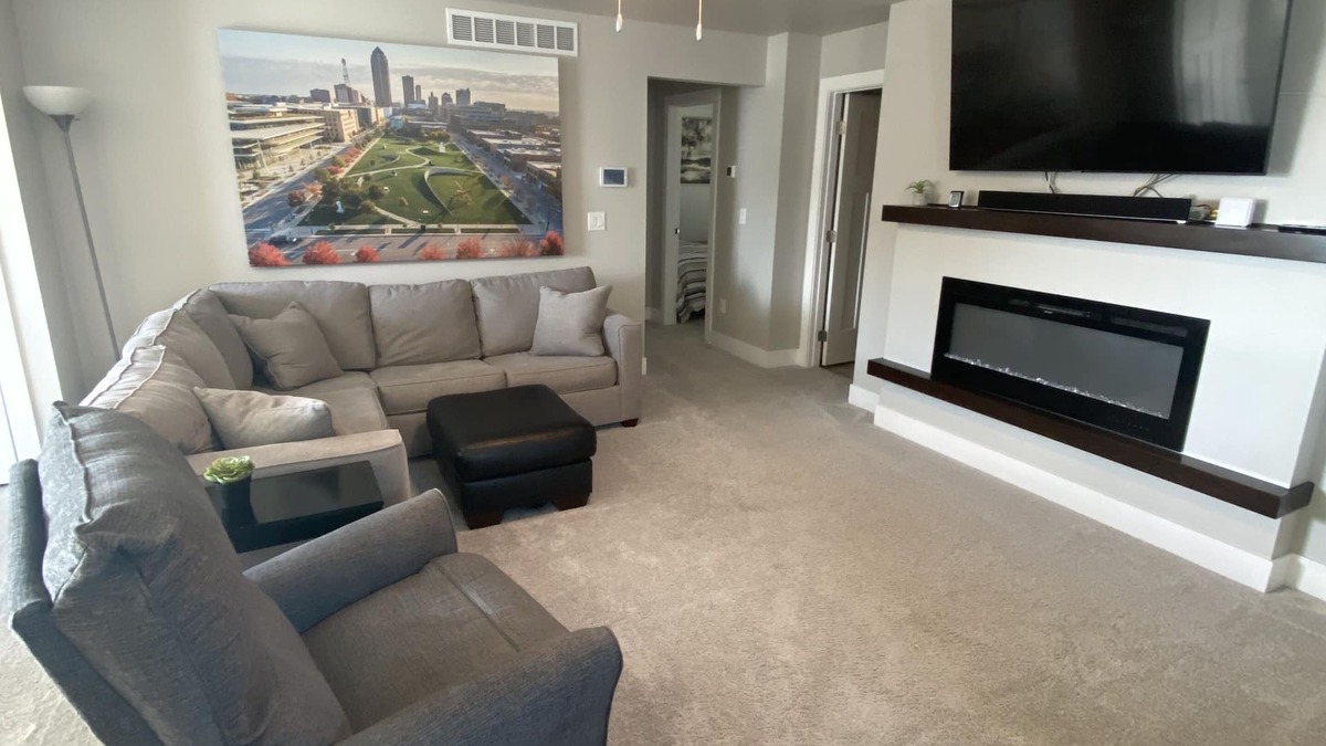 Ankeny House | Relaxing Entire House Located in Ankeny Iowa