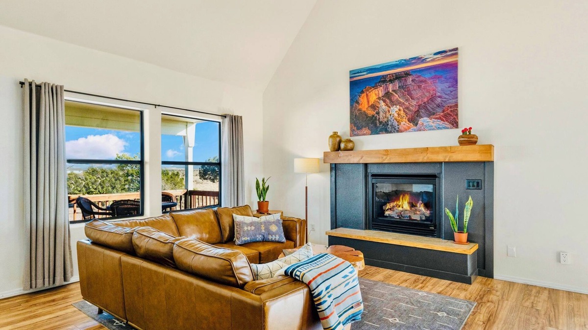 Valle House | Relaxing Family Getaway | 30 Mins to Canyon -Sunsets and Starry Nights