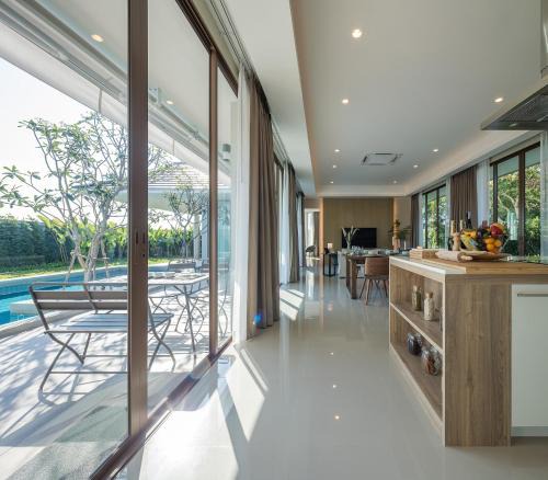 Hua Hin Villa | Relaxing Luxury 3-Bed Private Villa