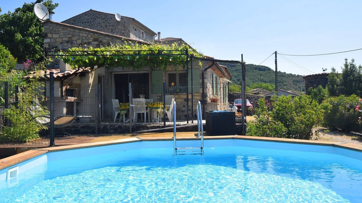 Saint-Pons House | Relaxing Retreat in Saint-Pons