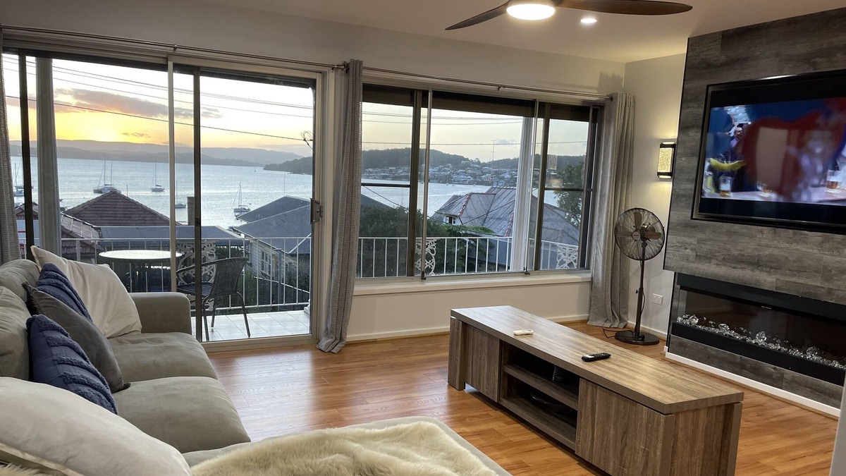 Belmont House | Relish water view Luxury home.