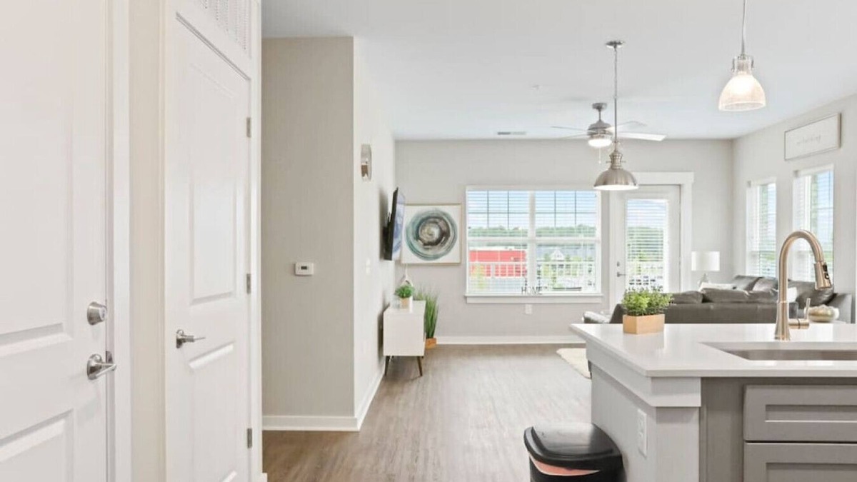 Paw Creek Apartment | Reluxme|Chic 2BR w/Balcony, Gym & Pool Near Mall