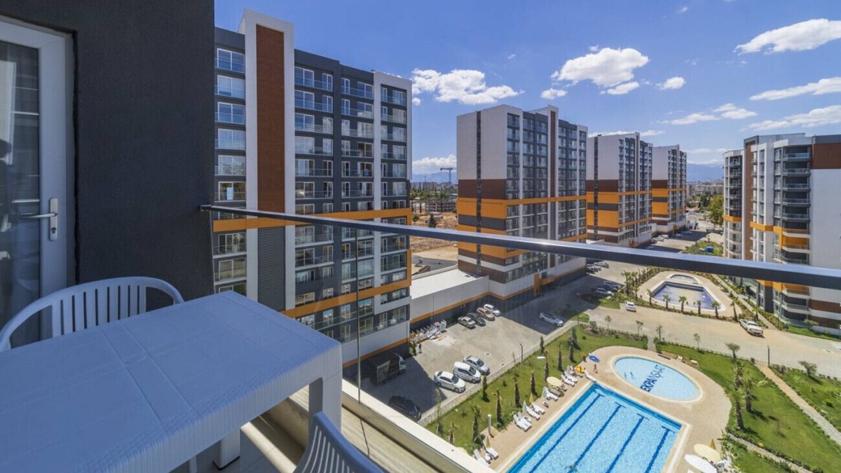 Kepez Apartment | Remarkable Flat with Shared Pool in Kepez