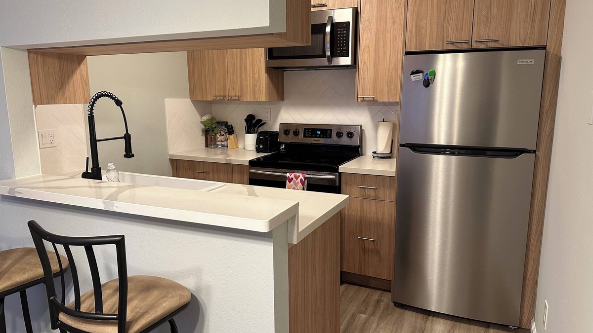 Marina Condo | Remodeled 3-bedroom condo in Marina walking distance to beach