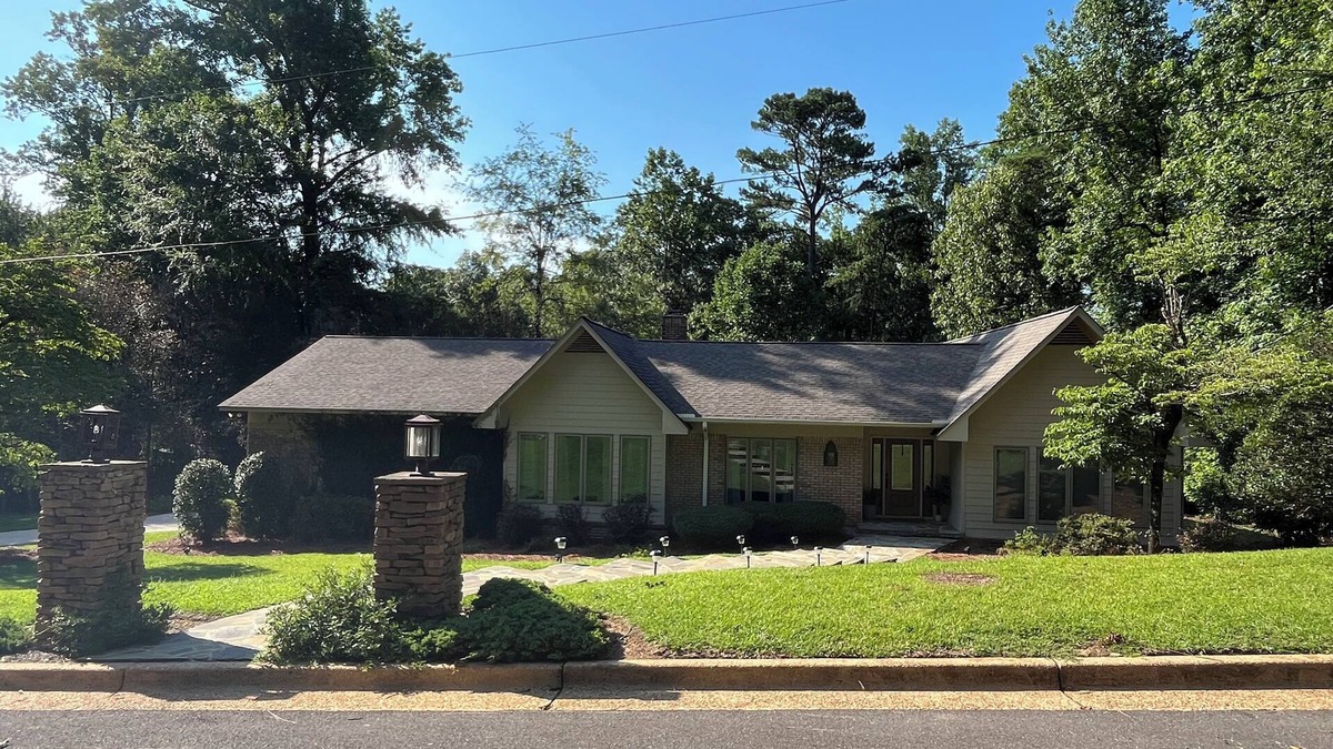 Tuscaloosa House | Remodeled 3BR golf course paradise w/private cul-de-sac on the 18th hole @NRYC
