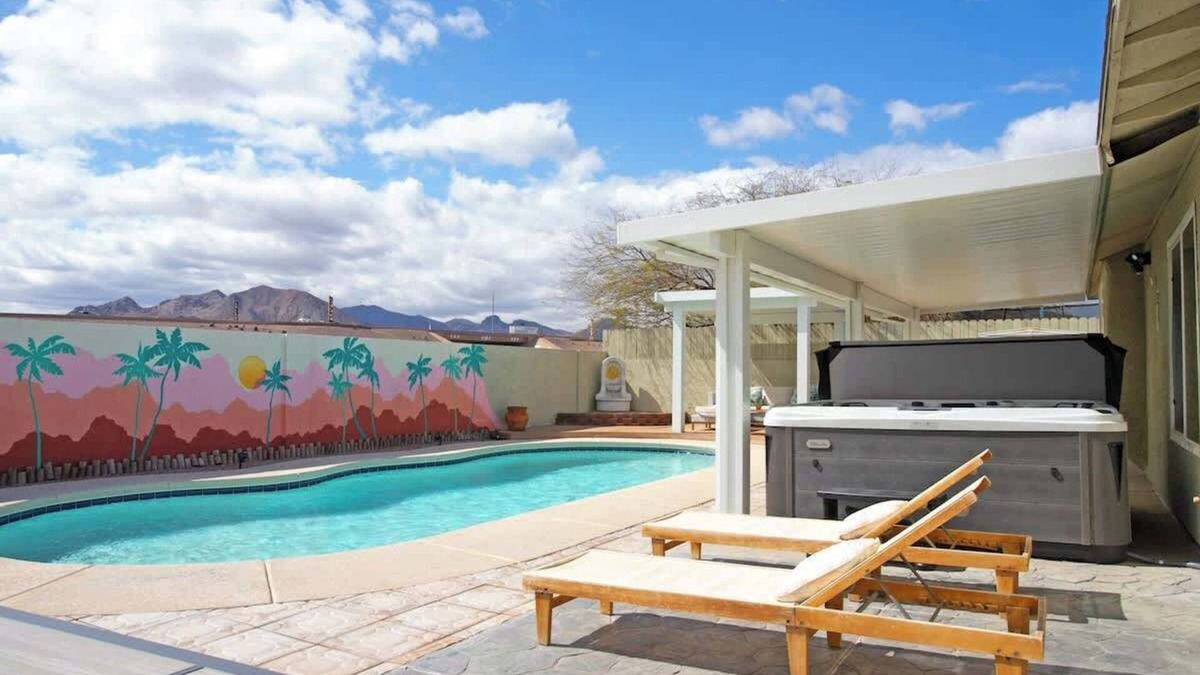 Highland Hills House | Remodeled 3BR Vegas Pool House with Arcade