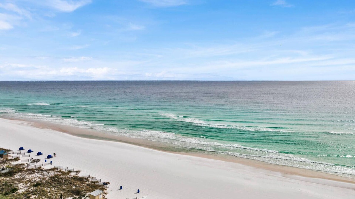 Destin Condo | Remodeled Beachfront 😎 Destin Towers 14th Fl ⛱️⛱️ Perfect Beach Condo 🦀