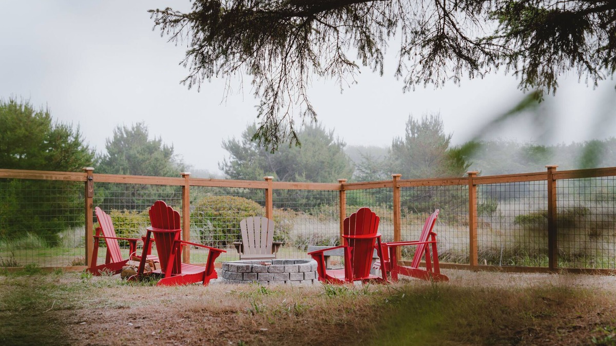 Copalis Beach Cottage | Remodeled Copalis Beach cottage with fully fenced yard