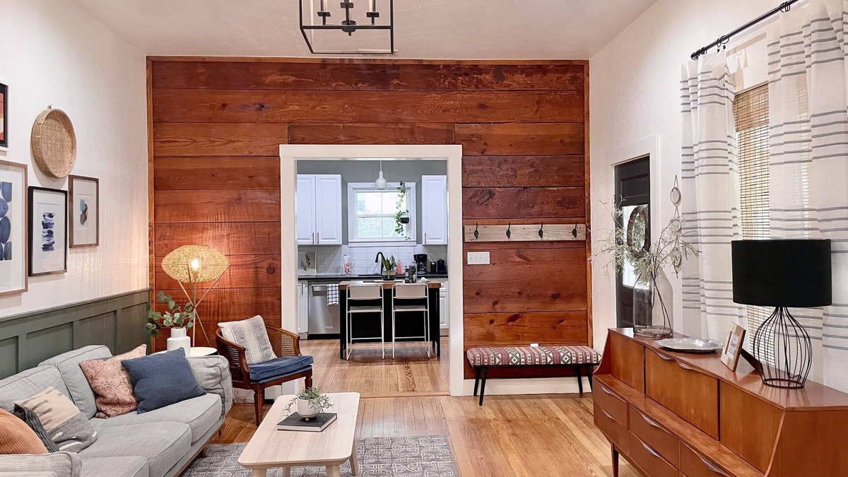 Hico House | Remodeled historic cottage, 2-min walk to downtown.