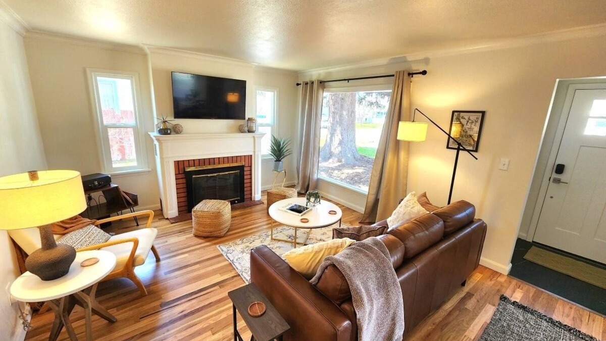 Idaho Falls House | Remodeled home with vintage charm. Centrally located near downtown Idaho Falls.