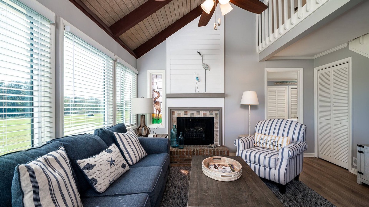 Sealoft Villas House | Remodeled Sealoft! 3 Decks w/Amazing Views! Neighborhood Pool! Walk to Beach! Amenity Cards!
