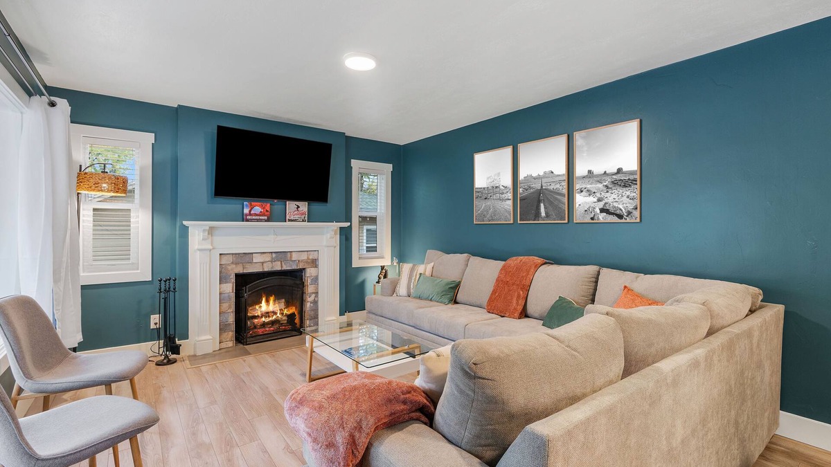 South Salt Lake House | Remodeled & Spacious! KingBeds, HotTub, Firepit, GameRm, HugeBackyard, Mtn Views