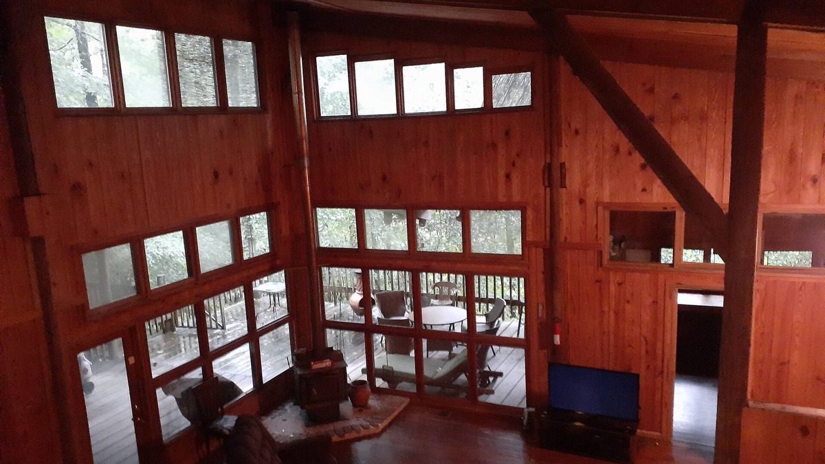Wesson Cabin | Remote 5 Bedroom Cabin with Pool on 45 Acres