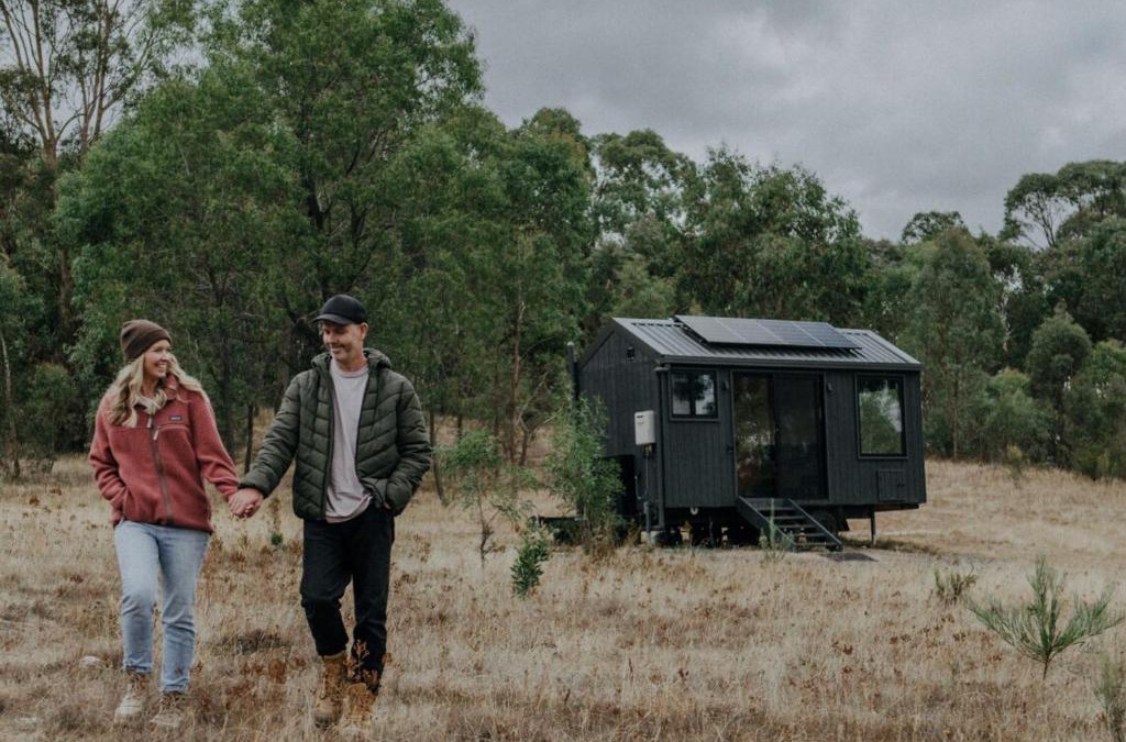 Moonambel House | Remote Off-Grid Cabin in the Wilderness - Jude